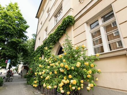 Historischer Flair in der Maxvorstadt: Verbringen Sie unvergessliche Tage in unserem Altbau-Juwel