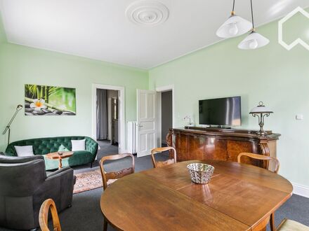 Komplette Beletage dieser Jugendstilvilla inclusive Balkon und Loggia | The entire first floor of this Art Nouveau vill…