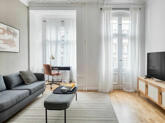 Super schöne 4 Zimmer Wohnung in bester Lage in Charlottenburg. Hochwertige Möbel und Austattung