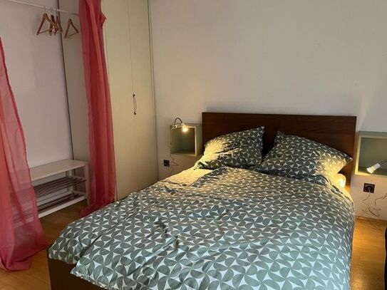 University nearby: friendly 3-room-flat