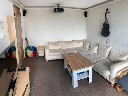 Panoramic Penthouse above Stuttgart – 134 m² · 5 BR · 500 Mbps · 2 Balconies · Parking Space