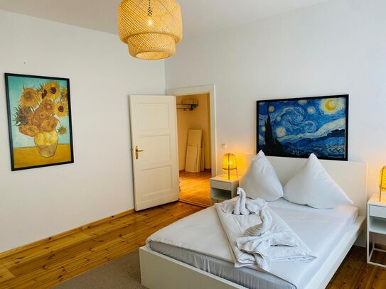 Modern & lovely suite (Charlottenburg)