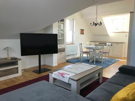 Helles komfortables Business Apartment in Kaarst mit Gartennutzung | Quiet & new studio in Kaarst with garden and natur…