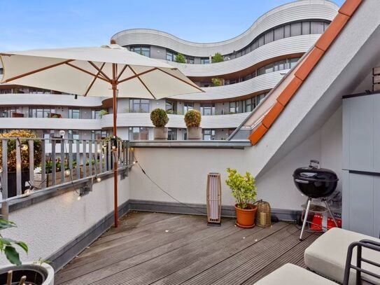 Dream penthouse on Rosenthaler Platz above the roofs of Berlin