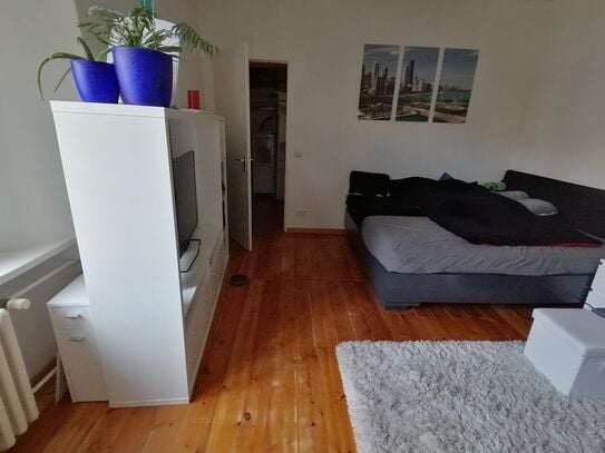 Neat & cute home (Charlottenburg), Berlin - Amsterdam Apartments for Rent