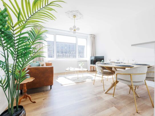 Stunning 64m² two-bedroom apartment just opposite Gare Montparnasse.