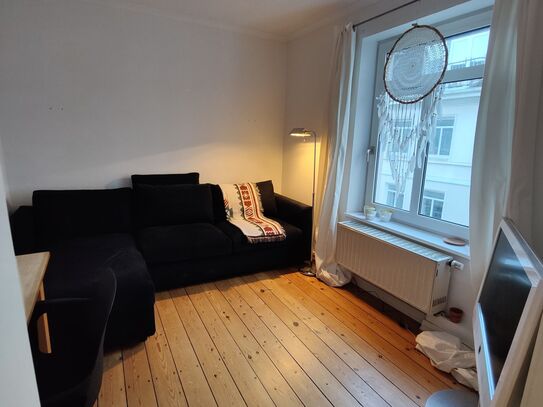 Loftlike apartment in prime location near the Alster