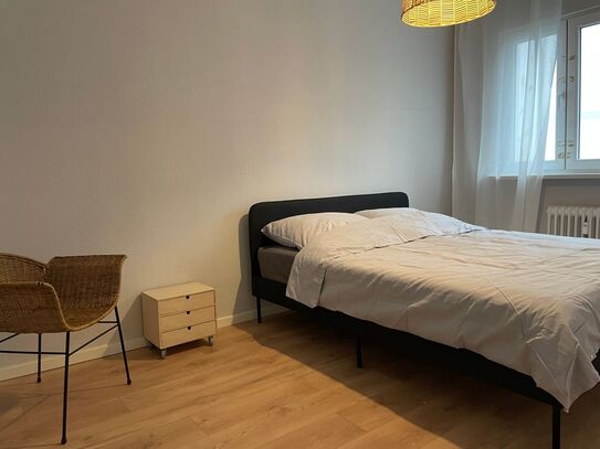 newly renovated quiet and cosy 3 room apartment close to Kurfürstendamm in Charlottenburg, Berlin - Amsterdam Apartment…