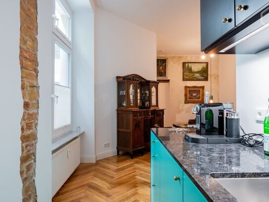 Dreamlike 3-room oasis with exclusive garden in central location of Neukölln