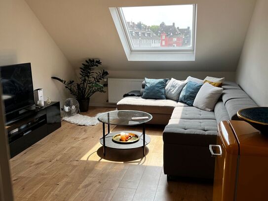 "Centrally Located Penthouse Apartment in Aachen - Your New Home Awaits!"