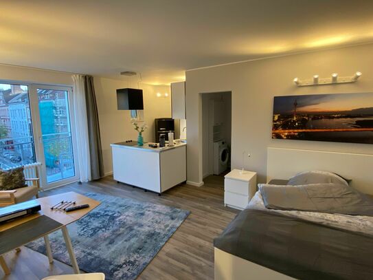 Wundervolles helles neues Apartment nähe Medienhafen in Düsseldorf