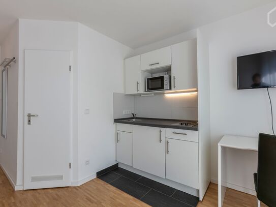 Charming & stylish 1 room apartment - Superior equipment (Munich)