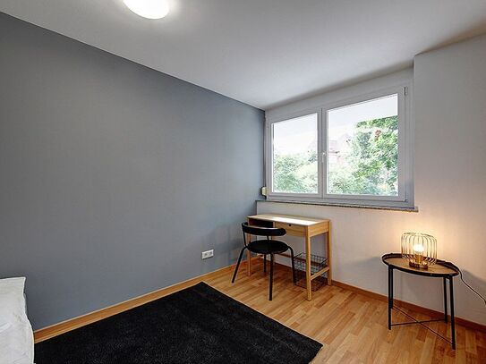 WG-ZIMMER: Modisches und feinstes Apartment in Stuttgart