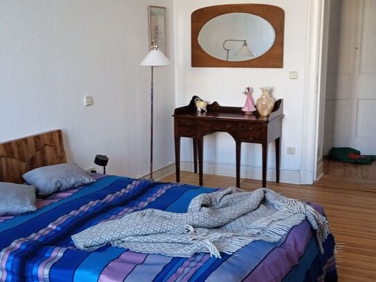 Quiet & stylish & sunny Wilhelminian style 4-room apartment