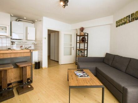 Düsseldorf City: Stylish Apartment with 2 balconies, wifi, all included | Stylish apartment in the centre of Dusseldorf…