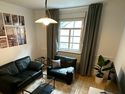 Helle & stilvolle Wohnung auf Zeit mitten in Erlangen | Bright, newly furnished apartment in the heart of Erlangen
