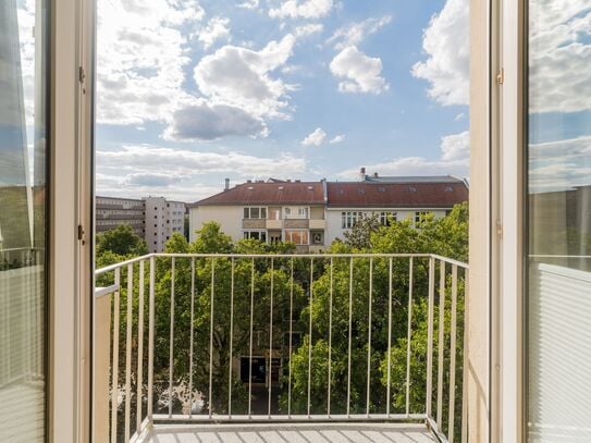 Beautiful studio apartment located in the heart of Charlottenburg (Kurfürstendamm)