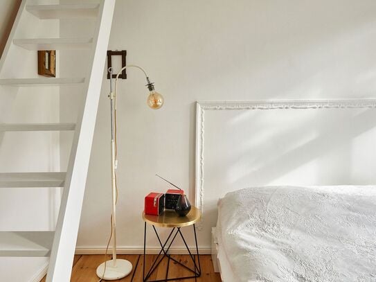 Bright studio in Prenzlauer Berg, close to Mitte!