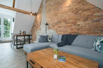 Stilvolles Loft am Stadtrand | Balkon | nähe VW-Werk