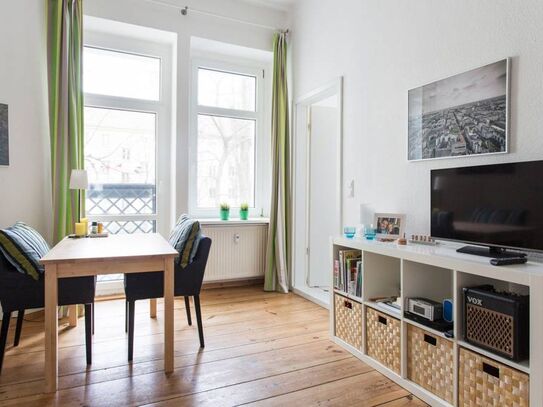 downtown Friedrichshain - but quiet with Garden view, Berlin - Amsterdam Apartments for Rent