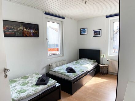 Gemütliche 3 BR + Wohnzimmer * Smart TV * Wifi * voll ausgestattete Küche | Cozy 3 BR + Livingroom * Smart TV * Wifi *…