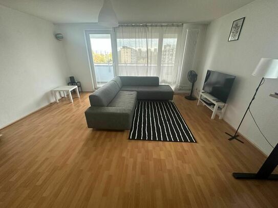 Große und geräumige 2-Zimmer-Wohnung in der Nähe von Neukölln