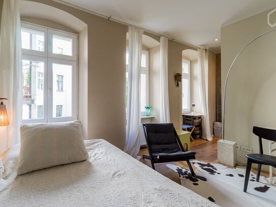 Comfy Apartment directly in the heart of Berlin-Kreuzberg at Victoria Park