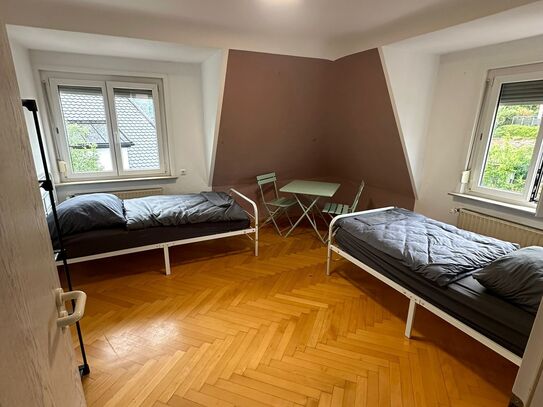 Liebevoll eingerichtete & wunderschöne Wohnung in Stuttgart