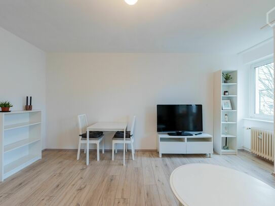 Urbanes Wohnerlebnis: Modernes 2-Zimmer-Apartment mit Balkon in ruhiger Reinickendorfer Lage