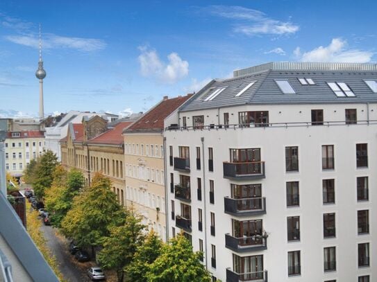 3 room top floor apartment in Berlin-City, incl. underground car park with elevator, south balcony, WiFi,, Berlin - Ams…