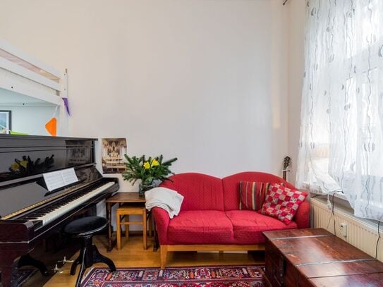 Cozy Studio in central Prenzlauer Berg (with Piano), Berlin - Amsterdam Apartments for Rent