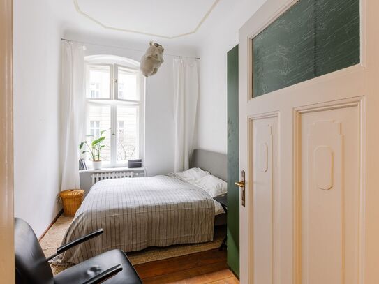 2 rooms | Charlottenburg | Bleibtreustrasse on Ku-Damm | quiet