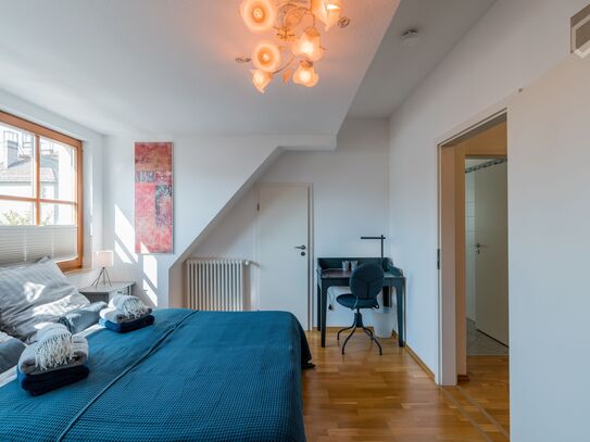 Lovingly furnished business apartment with roof terrace in the villa district of Alt-Hohenschönhausen (Berlin)