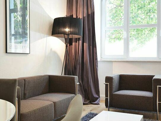 Exklusiv möbliertes Serviced Apartment zum Wohlfühlen für bis zu 2 Personen in Frankfurt Nähe Stadtwaldam Main