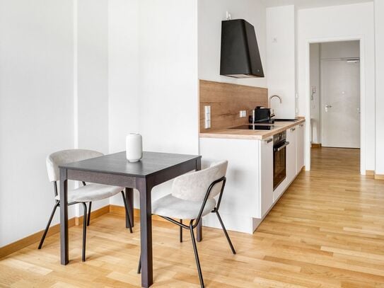 Ideal Charlottenburg Studio near KaDeWe & Kurfürstendamm, Berlin - Amsterdam Apartments for Rent