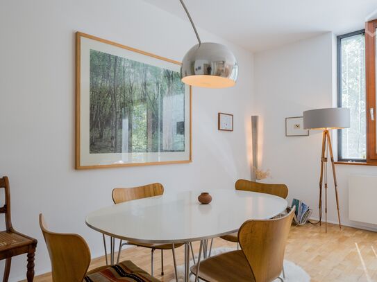 Traumhafte, ruhige und helle Designerwohnung in schönster Gegend von Mitte