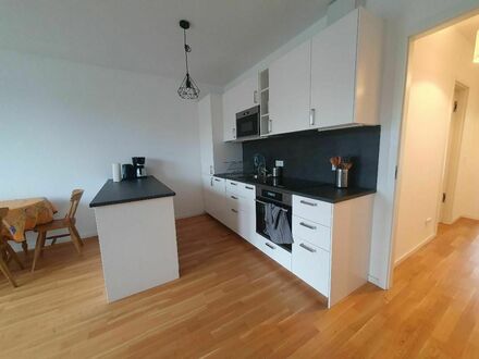 Stilvoll möblierte 2-Zimmer-Wohnung mit Einbauküche und 2 Balkone in Berlin Lankwitz | Quiet, cozy and luminous 1 bedro…