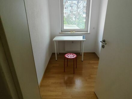 Ruhige und moderne Wohnung auf Zeit in München