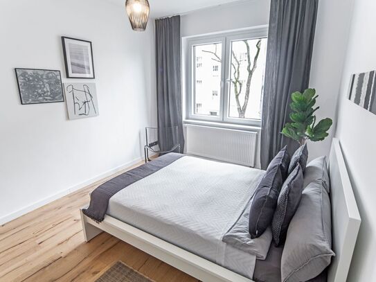 Stylish designer apartment at the Volksgarten, Dusseldorf - Amsterdam Apartments for Rent