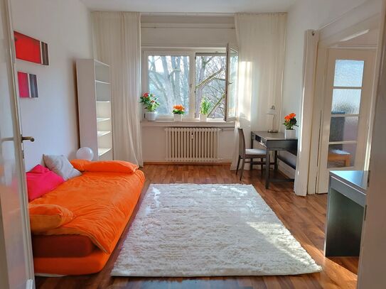 Beautiful bright flat in best area of Frankfurt