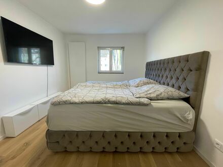 "Exquisites Luxus-Apartment in Köln-Nippes mit hochwertiger Ausstattung und Blick ins Grüne!" | "Exquisite Luxury Apart…