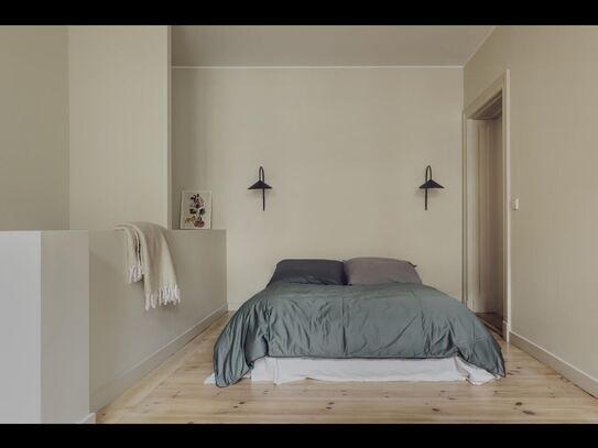Gorgeous & bright home in Mitte