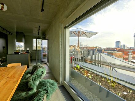 Penthouse with Sauna and Roof Terrace