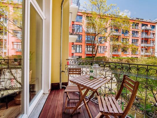 Spacious 2-bedroom apartment with balcony and romantic view, Berlin - Amsterdam Apartments for Rent