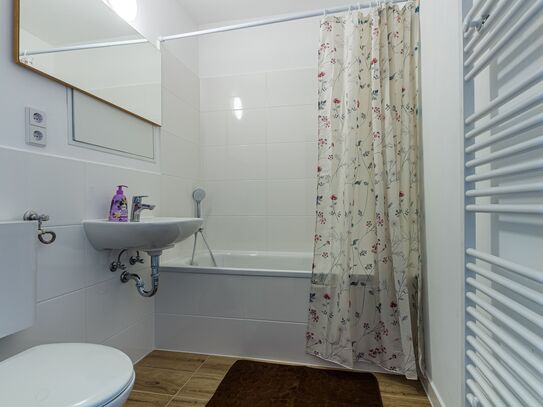 Helle und großartige Wohnung (Halle (Saale))