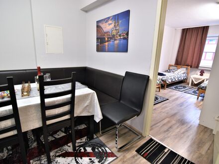 Ferienwohnung in Köln Mülheim mit gratis W-LAN | Holiday flat in Cologne Mülheim with free Wifi