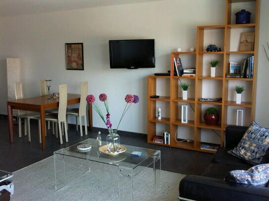 Exclusive 1 room apartment with ideal connection to Munich and Augsburg (A8)