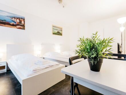 Zentrale Apartment in Solingen 2 mit voll ausgestattete Unterkunft | Central flat in Solingen 2 with fully equipped acc…