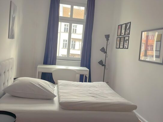 Stunning 3 bedroom apartment close to Schönhauser Allee