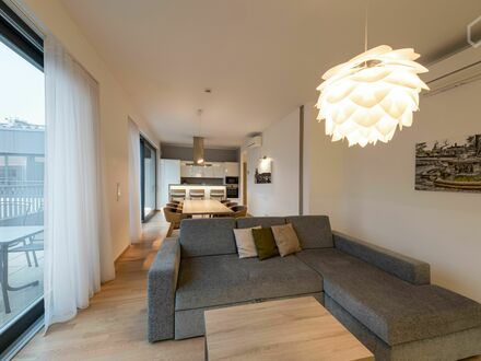 4-Raum Apartment, modern, hochwertig, mit Balkon im Zentrum von Dresden | 4-Room Apartment, modern, high-quality, with…